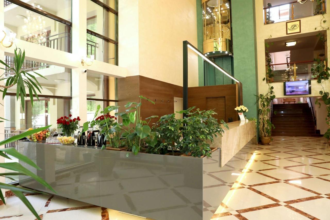 Best Western Plus Paradise Hotel Dilijan Exterior foto