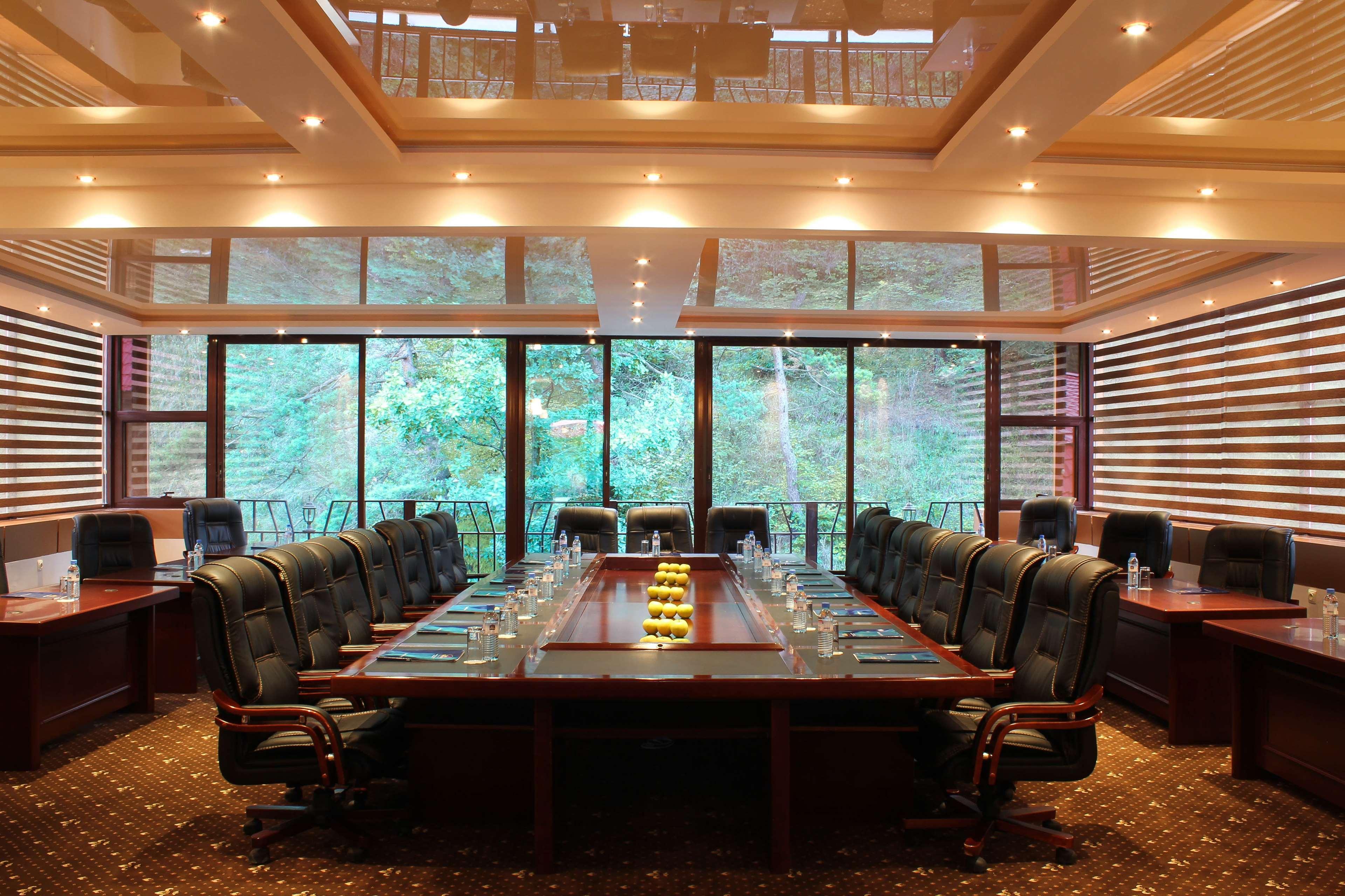 Best Western Plus Paradise Hotel Dilijan Negocio foto