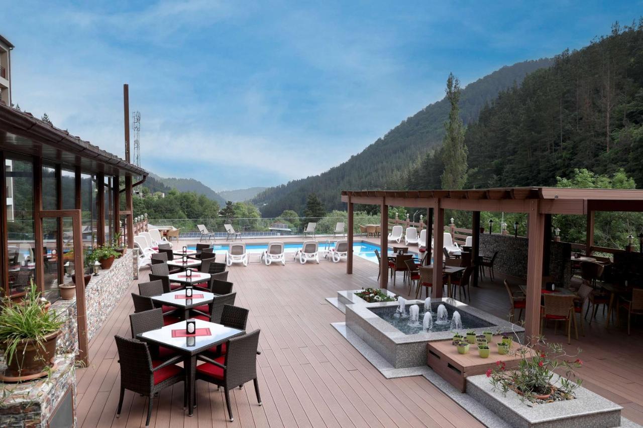 Best Western Plus Paradise Hotel Dilijan Exterior foto